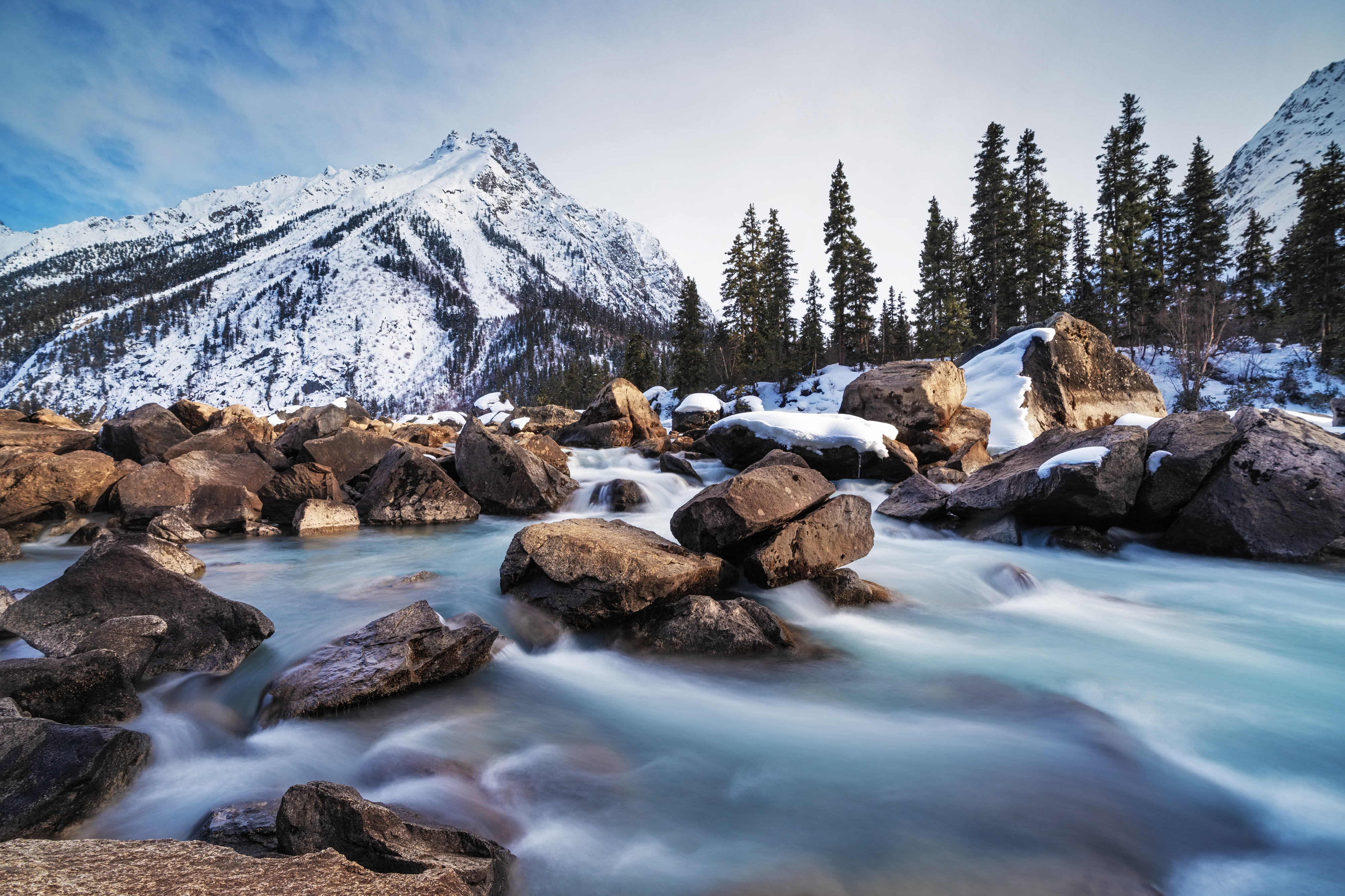 Capturing the Intricacies of Beautiful Landscapes with G Master Lenses